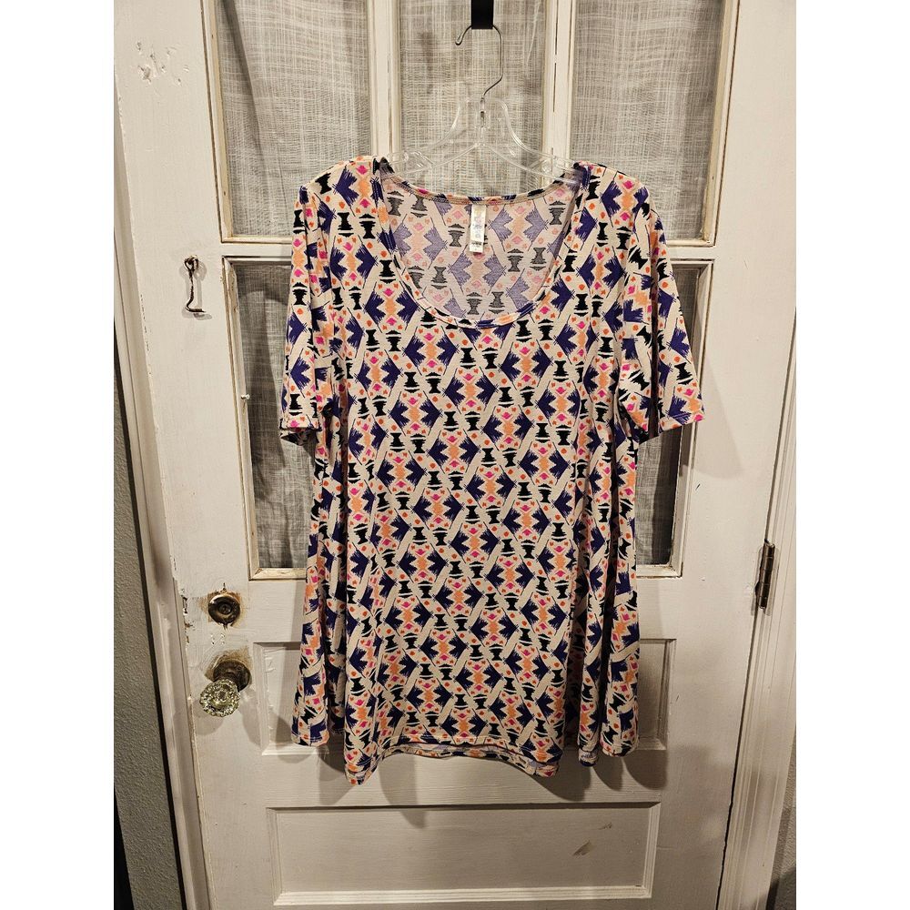 Lularoe Perfect T‎ - Size Large